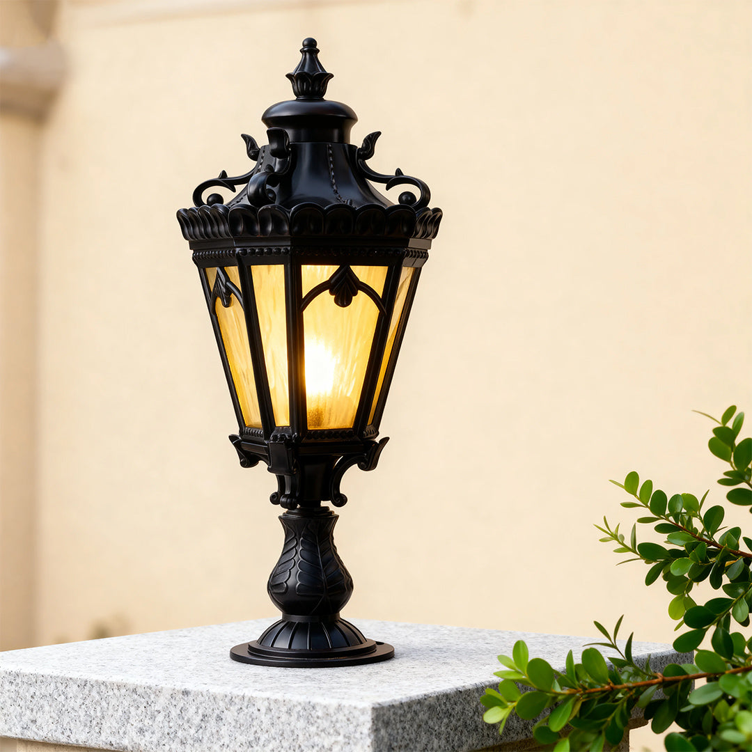 RAVENSHIRE NIGHTSCAPE WATER-RESISTANT ALUMINUM COLUMN LIGHTS