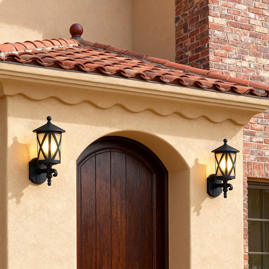 RAVENSTONE OUTDOOR BRASS WALL LANTERN, EUROPEAN INSPIRED WATER-RESISTANT DESIGN