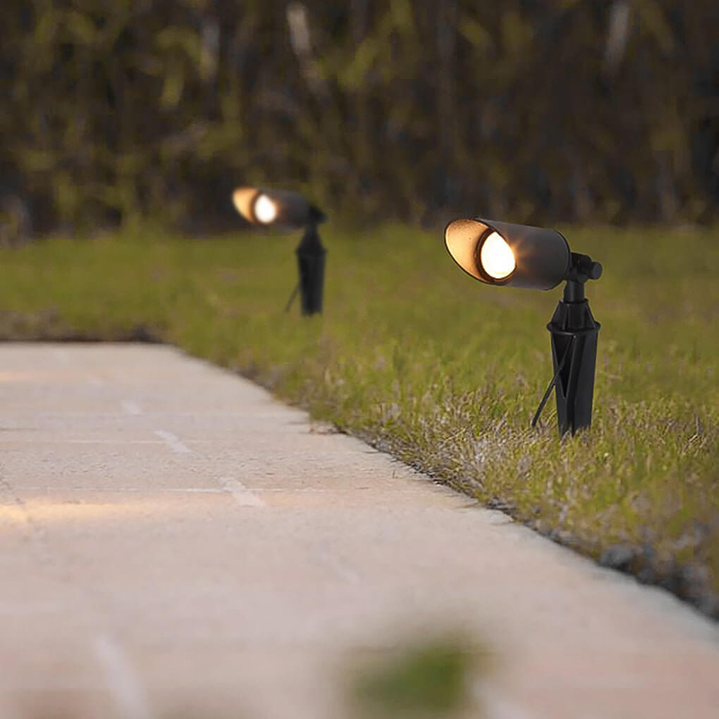 WINDSOR GARDEN SPOTLIGHT WITH ADJUSTABLE BEAM, WATER-RESISTANT LED LANDSCAPE ILLUMINATION
