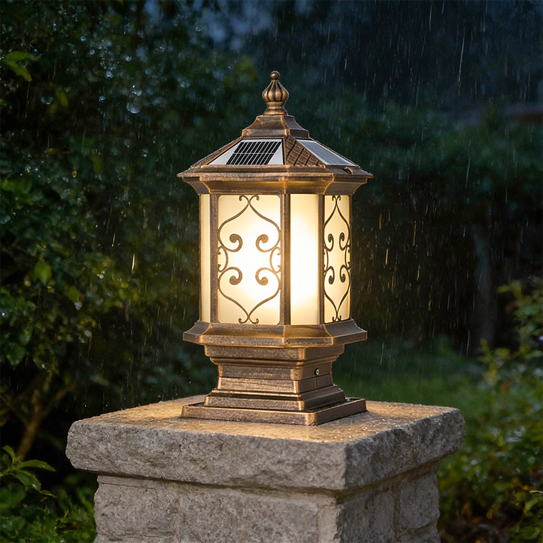 WINDSOR GARDEN PIER ILLUMINATOR - European-Inspired Waterproof Outdoor Light Fixture