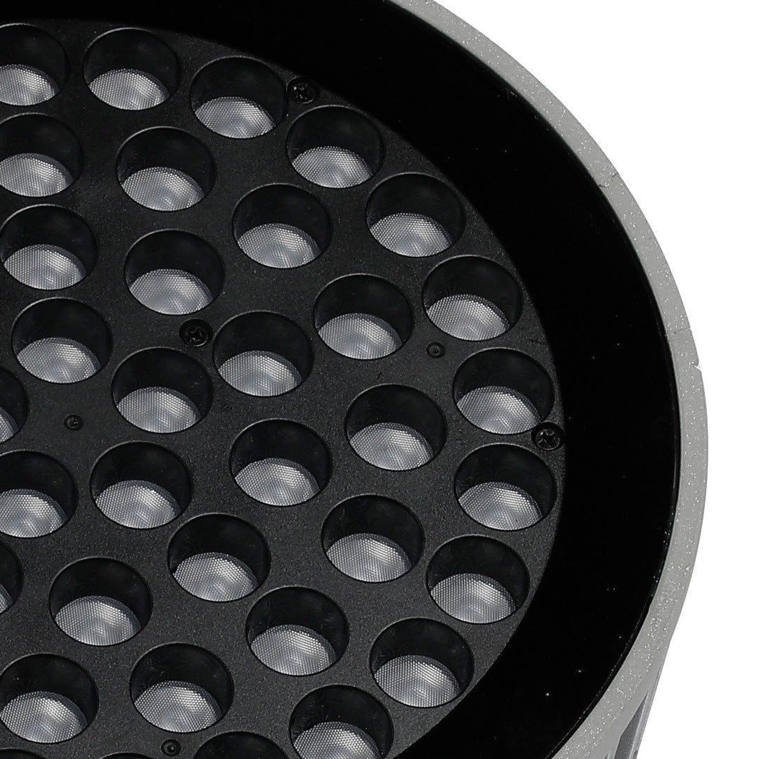 WINDSOR GARDEN BEACON SPOTLIGHTS WITH WEATHERPROOF DESIGN