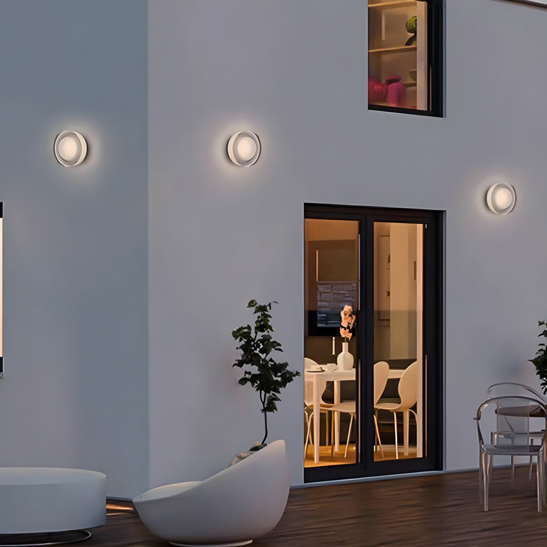 WINTHORPE WEATHERPROOF GARDEN WALL LANTERN
