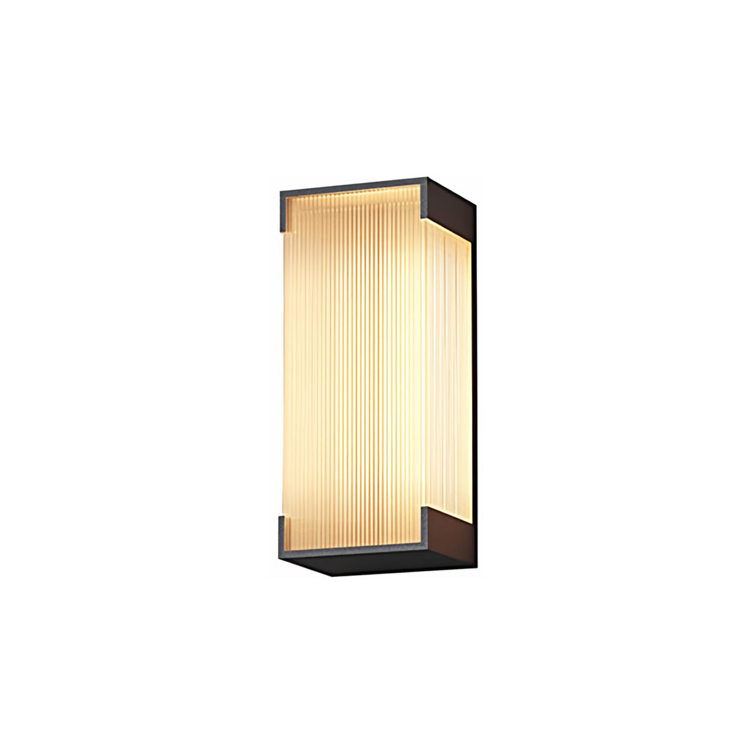 WINDSOR VISTA WALL-MOUNTED OUTDOOR LANTERN