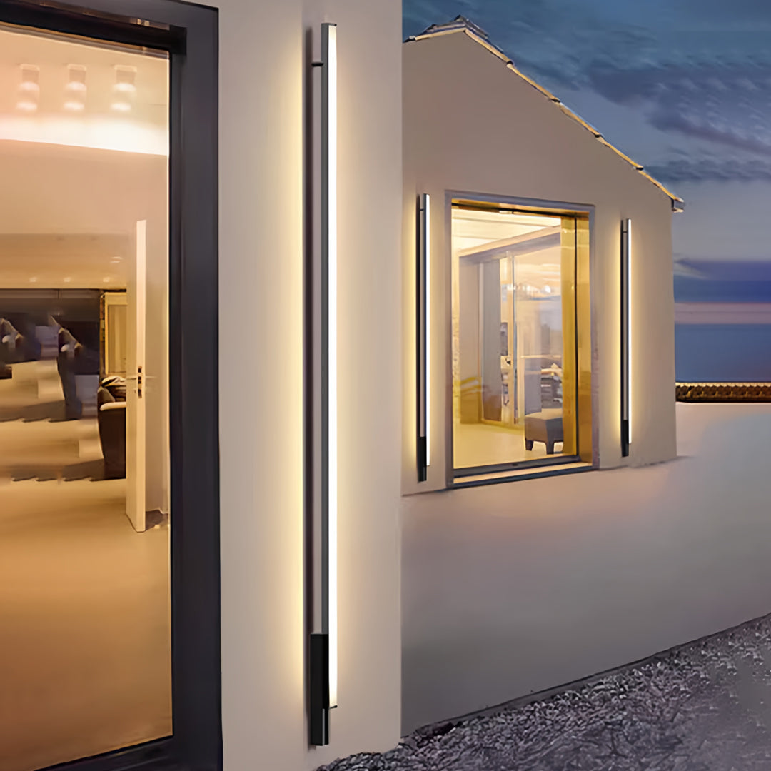 WINDSOR BLACK RAINPROOF WALL LANTERN