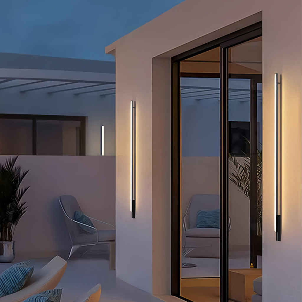 WINDSOR BLACK RAINPROOF WALL LANTERN
