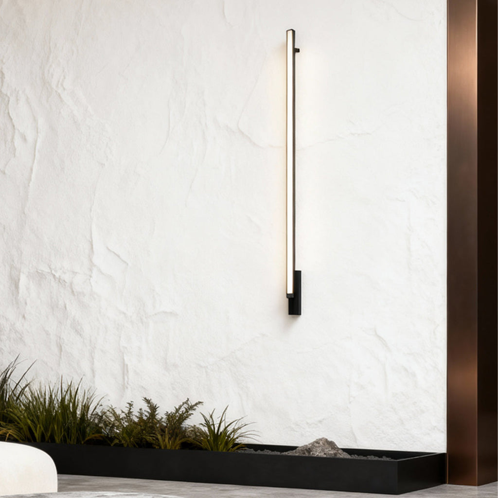 WINDSOR BLACK RAINPROOF WALL LANTERN