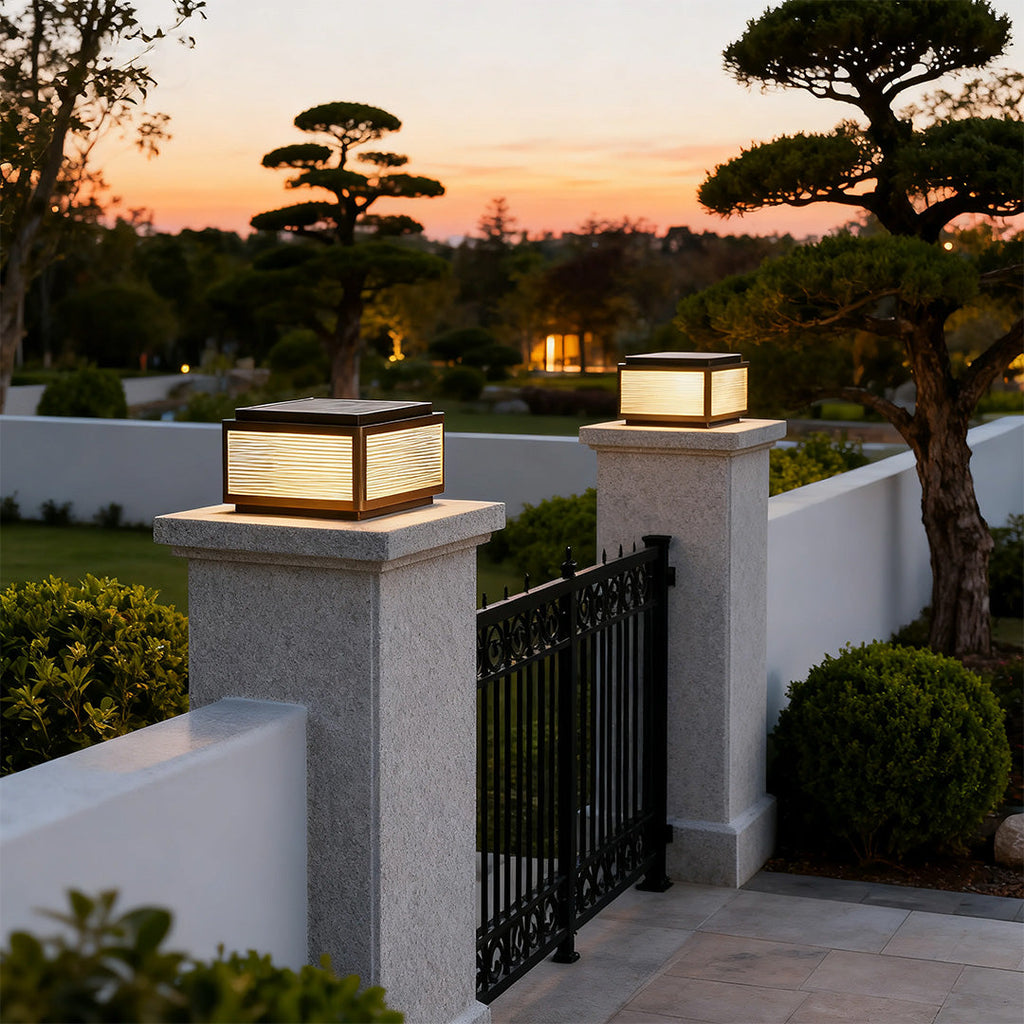 RAVENHURST WEATHERPROOF COLUMN LANTERN