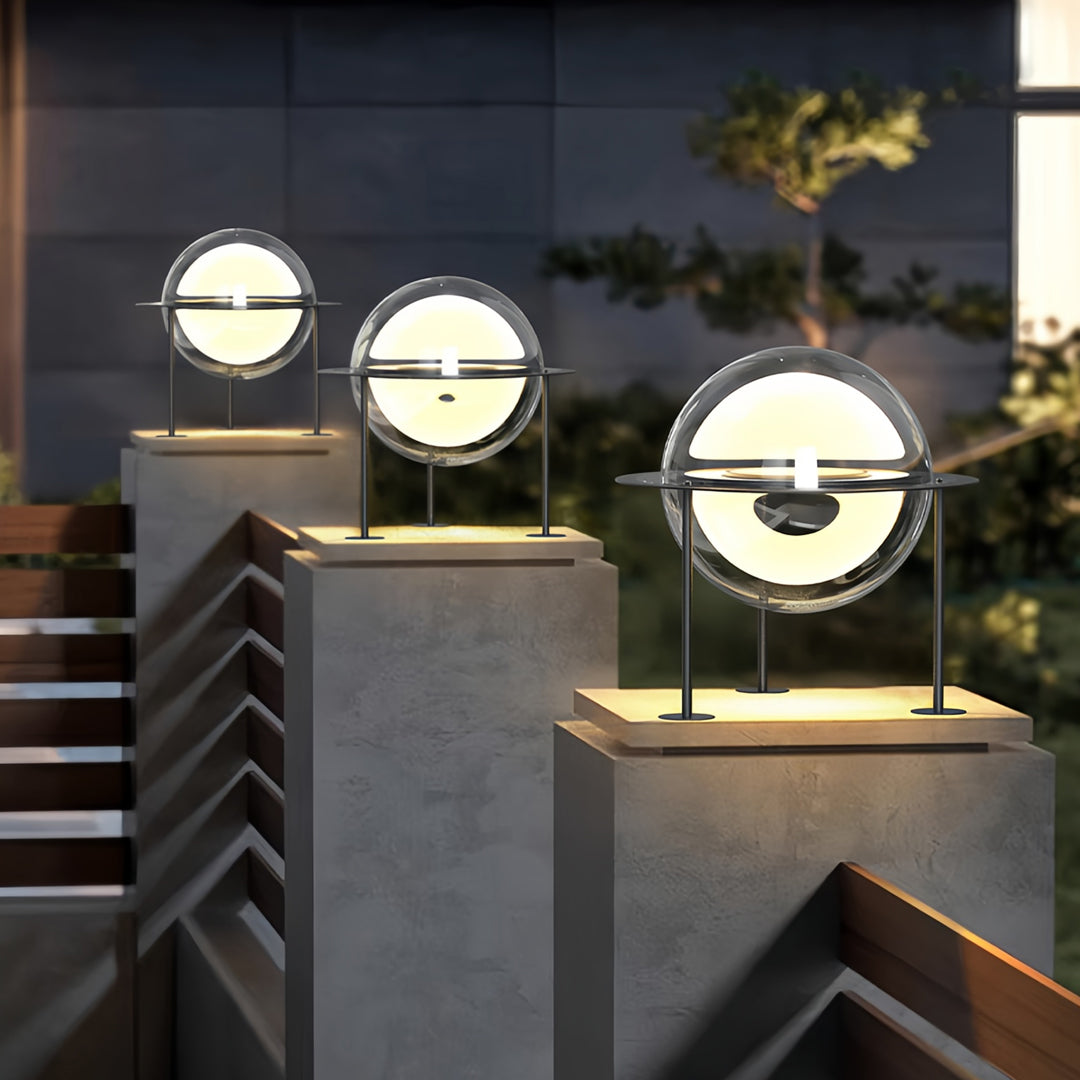 WINDSOR SOLAR GLOBE LANTERN FOR OUTDOOR GARDEN