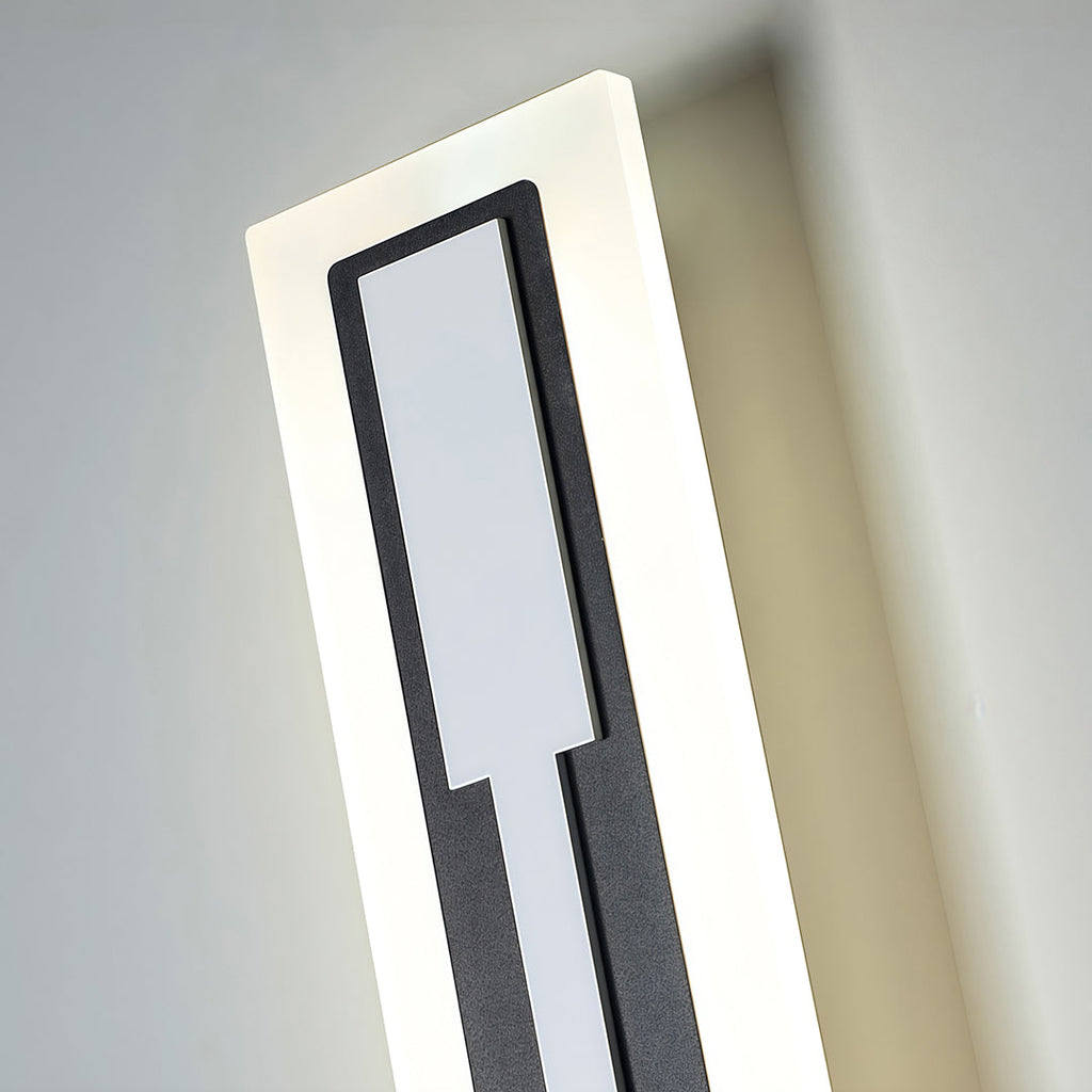RAVENSWORTH WATERPROOF LINEAR WALL LANTERN