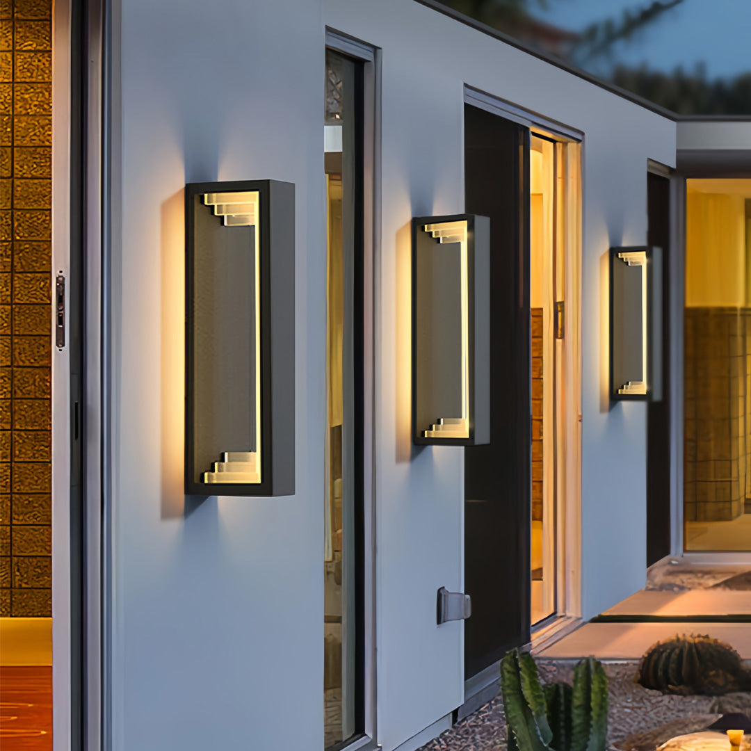 THISTLEBROOK MODERN OUTDOOR WALL LIGHT IN STAINLESS STEEL