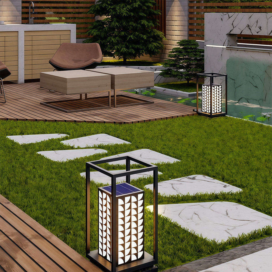 THORNBURY WEATHERPROOF GARDEN ILLUMINATOR