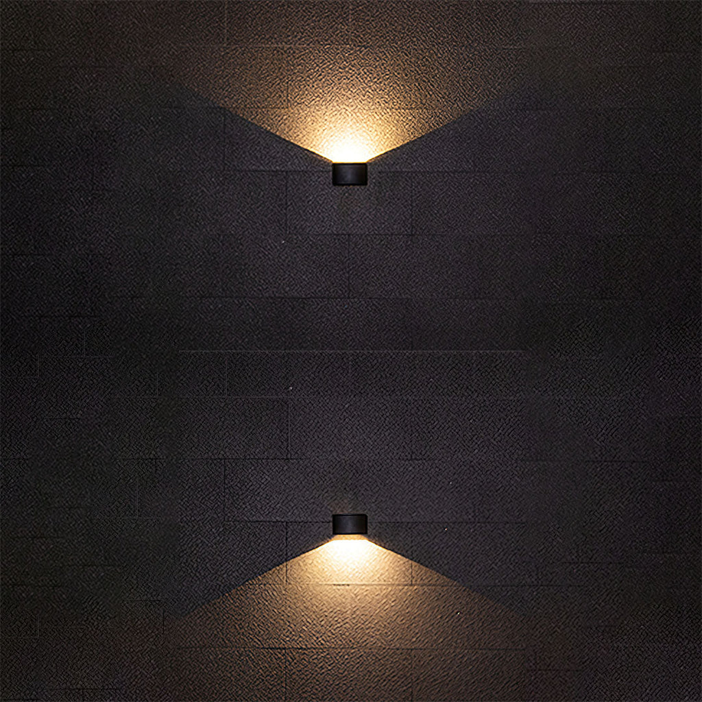 WINDSOR RAINPROOF DUAL-FACED WALL LANTERN