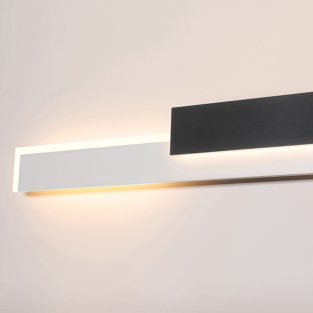 RAVENSCROFT OUTDOOR LED LINEAR WALL LANTERN