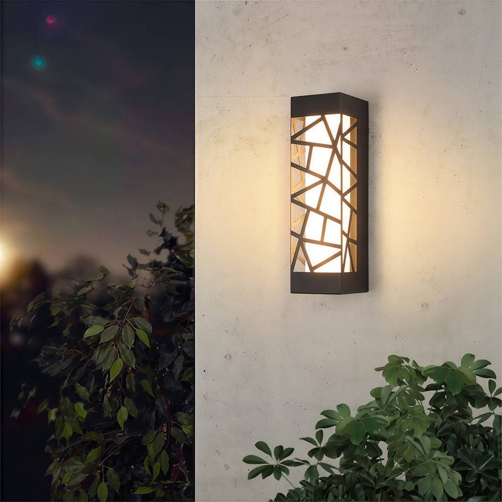 WINDSOR GARDEN LED WALL LANTERN - WEATHERPROOF ILLUMINATION