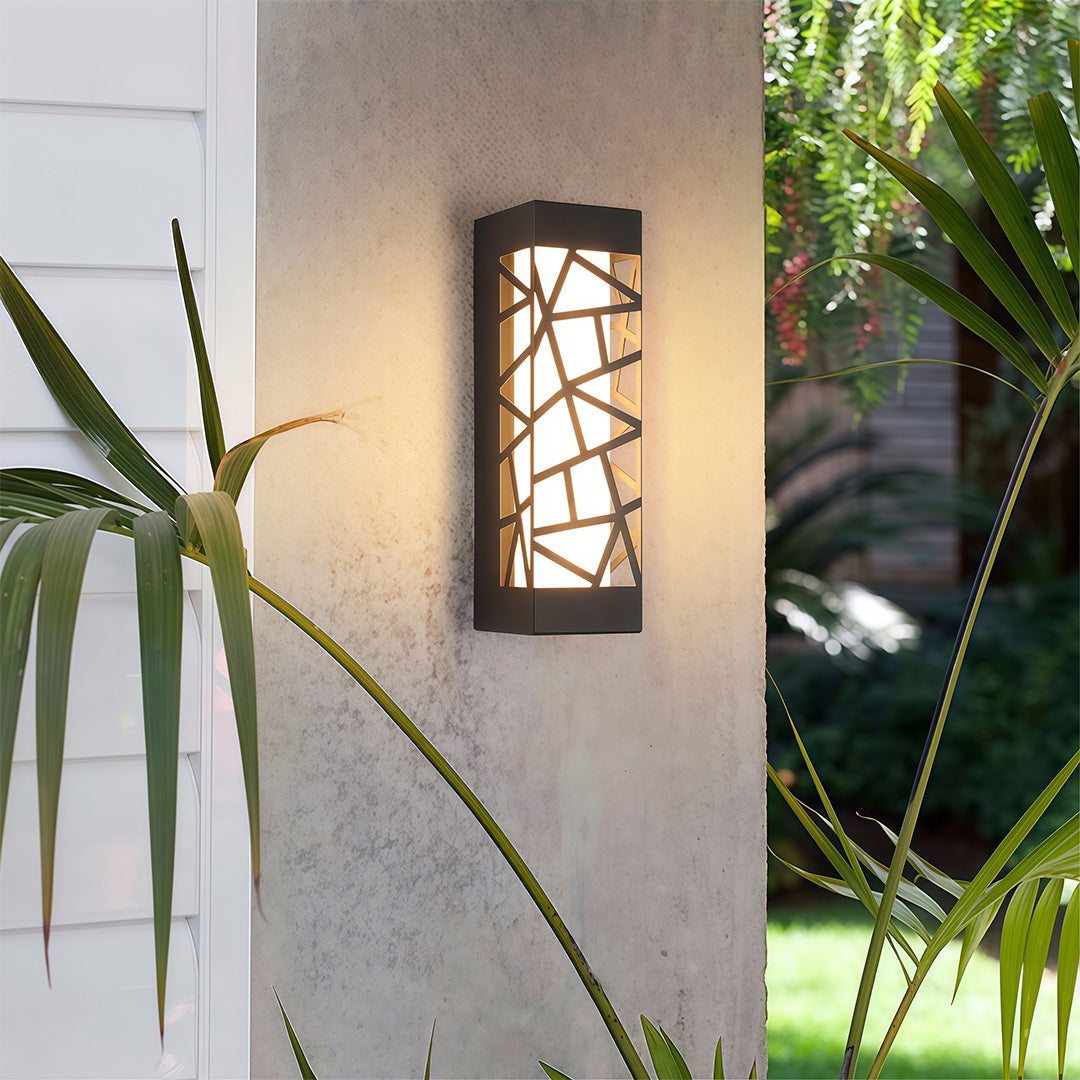 WINDSOR GARDEN LED WALL LANTERN - WEATHERPROOF ILLUMINATION