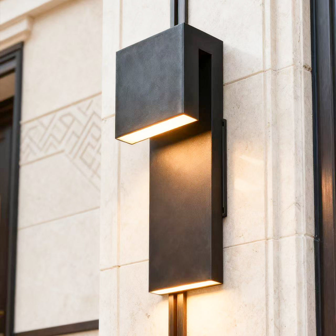 THORNBURY RUSTIC METAL OUTDOOR SCONCE LIGHT