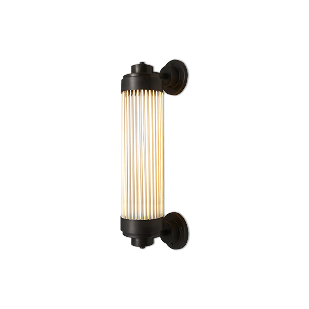 RAVENCLIFFE OUTDOOR LED SCONCE WITH WEATHERPROOF DESIGN