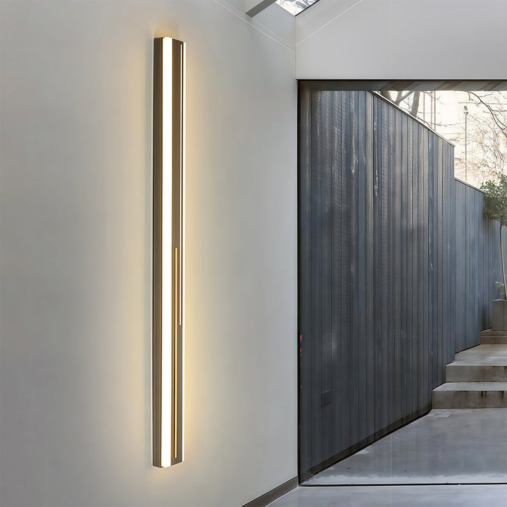 THORNBURY RAINPROOF OUTDOOR LINEAR WALL LANTERN