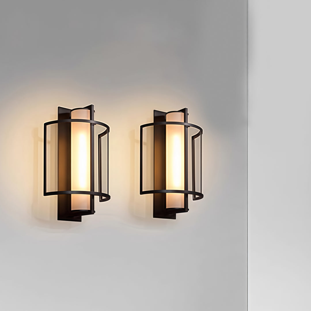 RAVENSCROFT WEATHERPROOF GARDEN WALL LANTERN