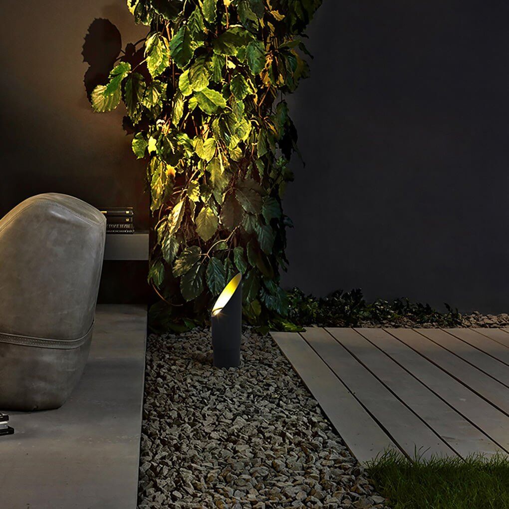 HAWTHORNE RAINPROOF GARDEN SPOTLIGHTS FOR LANDSCAPE ILLUMINATION