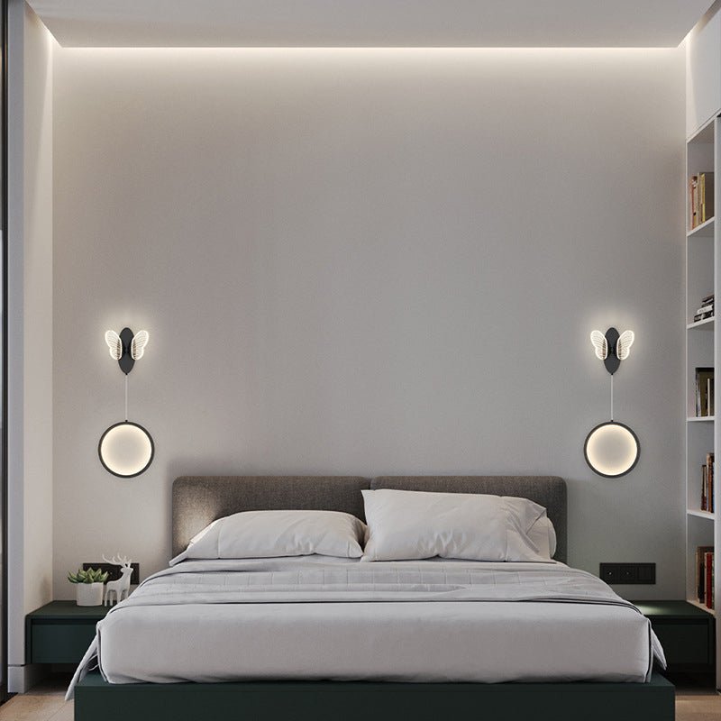 WINDSOR WINGS TRIPLE-LUMEN LED WALL SCONCE
