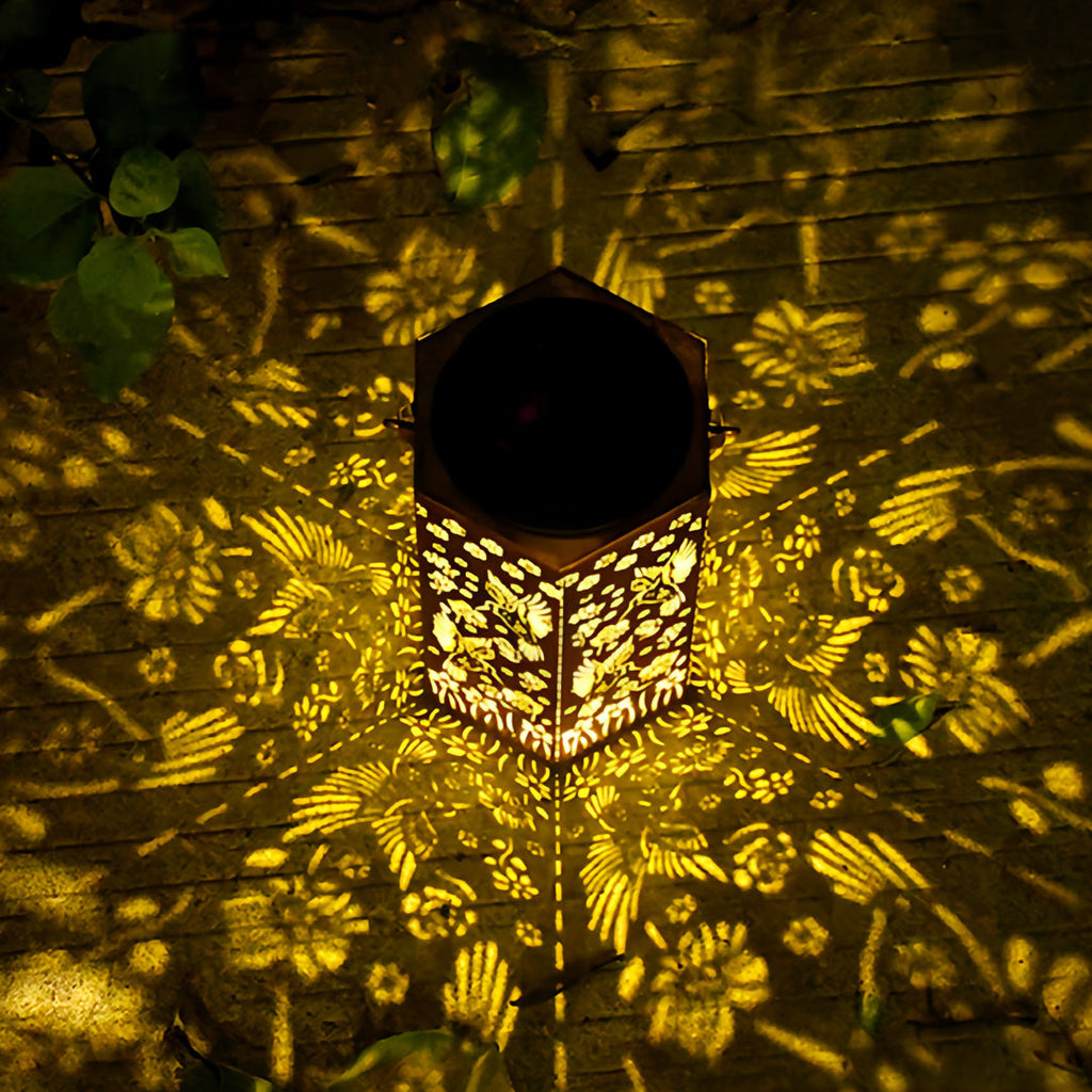RAVENHALL SCARLET SOLAR LANTERN WITH INTRICATE CUTOUT FRAME