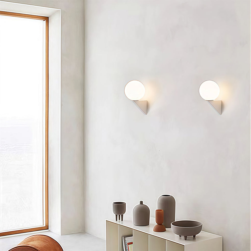 WINTERBOURNE CLEAR SPHERE WALL LANTERN
