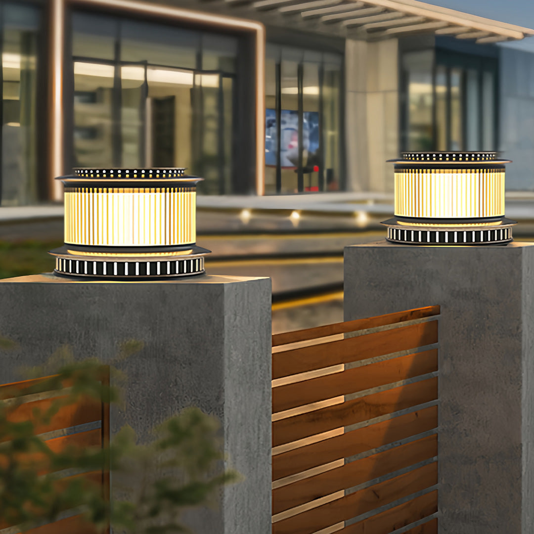 WINDSOR STEEL TOWER LED LANTERN