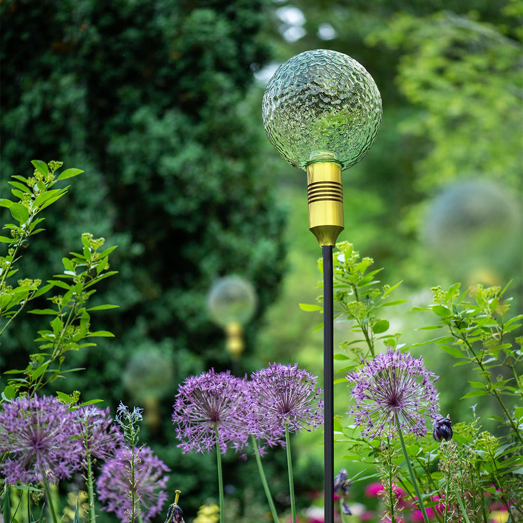 WINDSOR REED CIRCLE GARDEN LANTERN