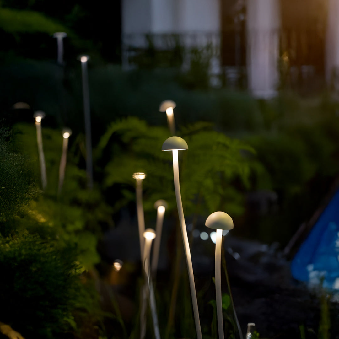 RAVENHURST OUTDOOR MUSHROOM GLOW LIGHTING