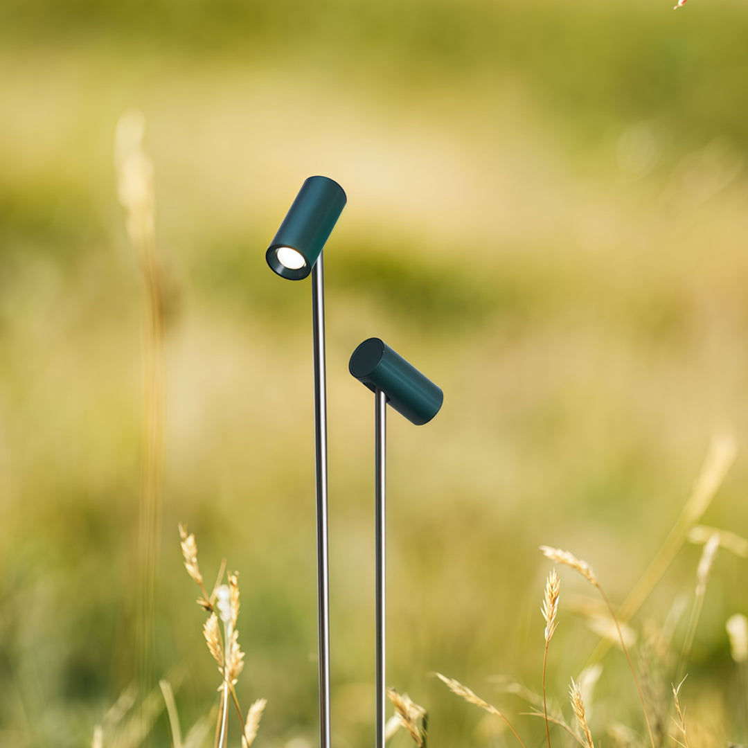 WINDSOR PATHWAY ILLUMINATOR - MINIMALIST LANDSCAPE LIGHTING