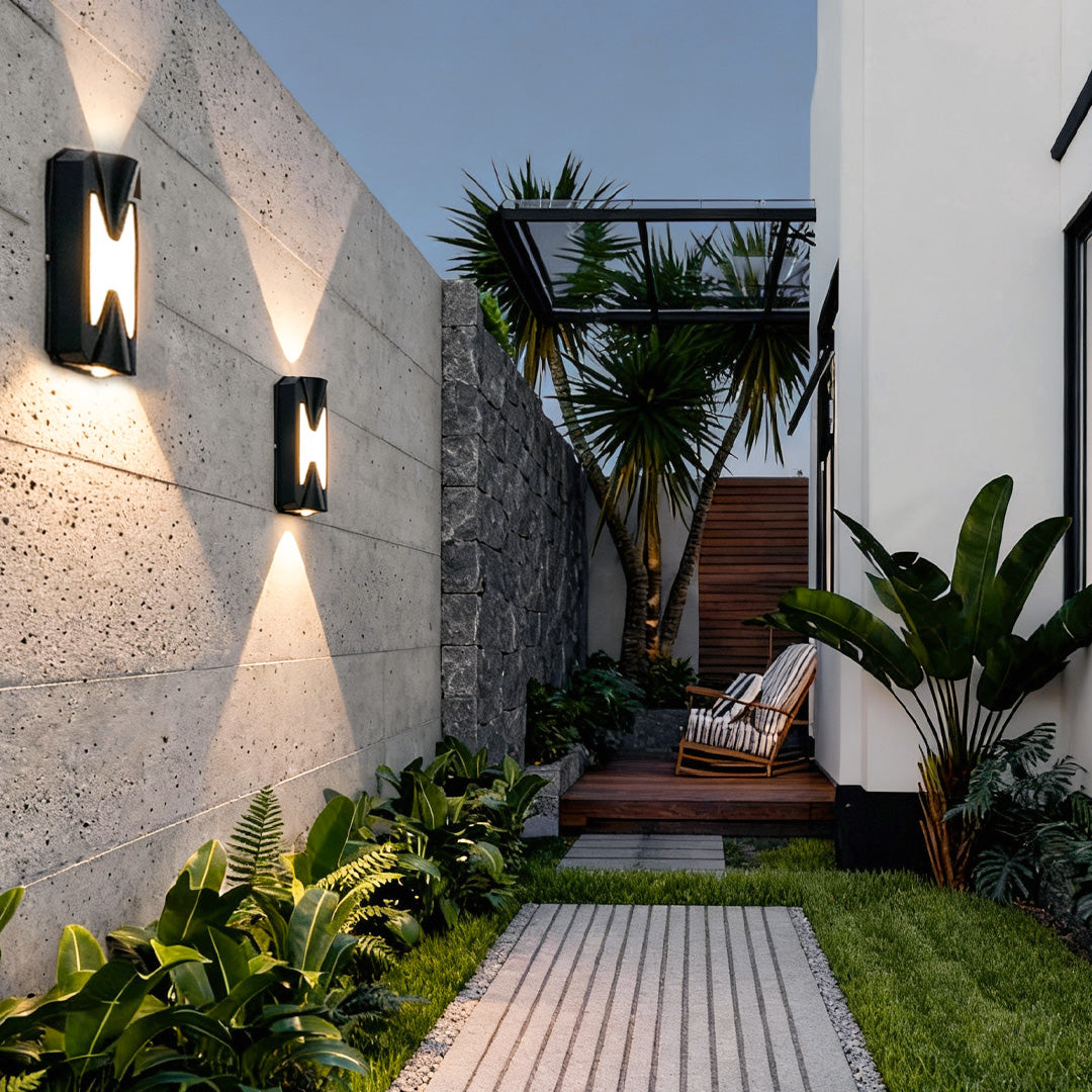 WINTHROPE GEOMETRIC OUTDOOR WALL SCONCE