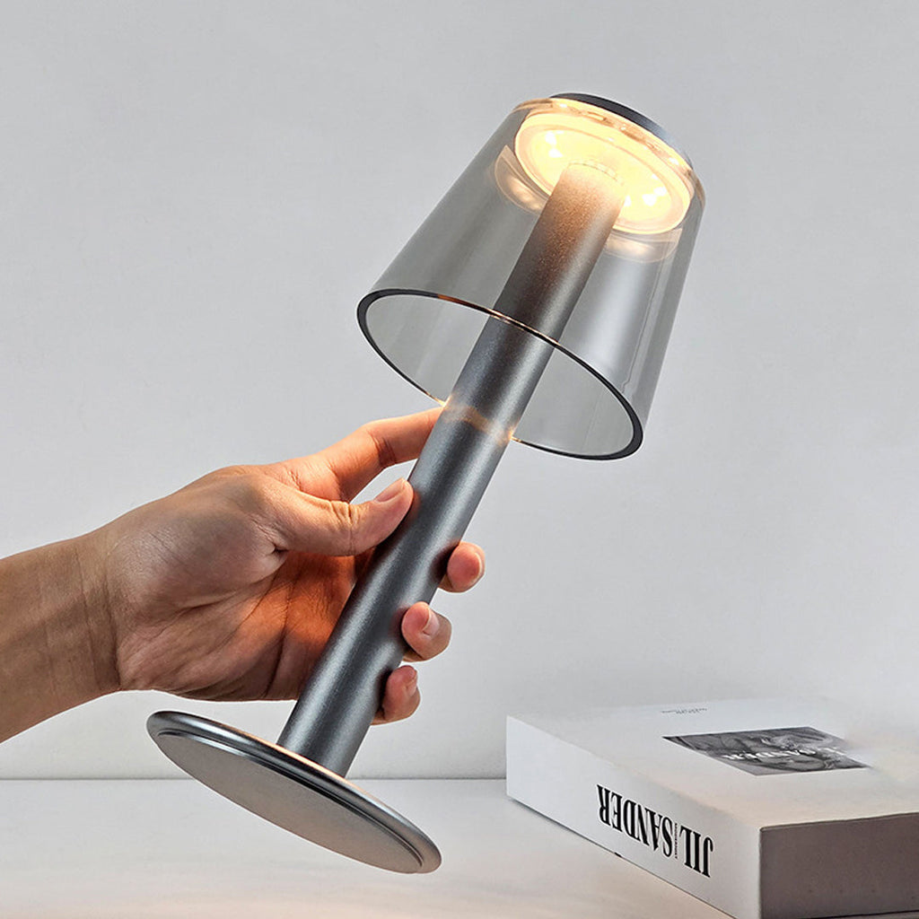 WINCHESTER MODERNIST USB ADJUSTABLE LAMP