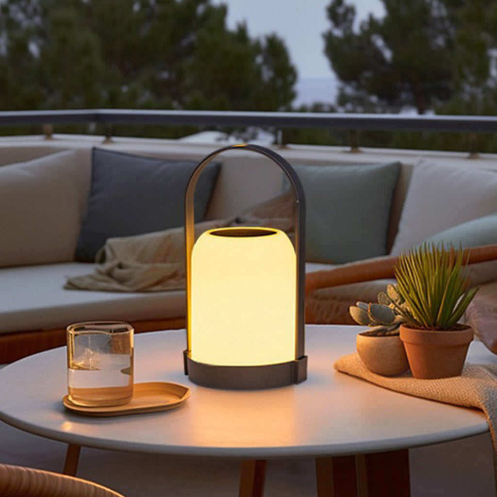 WINDSOR SOLAR ILLUMINATION HANDHELD TORCH - WATER-RESISTANT, USB RECHARGEABLE, PORTABLE DESIGN
