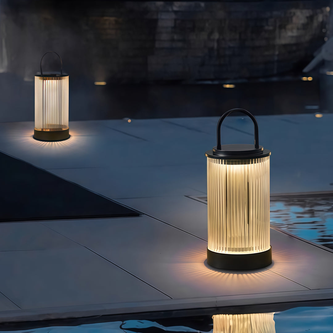 CHARLESTON WICKER OUTDOOR LANTERN