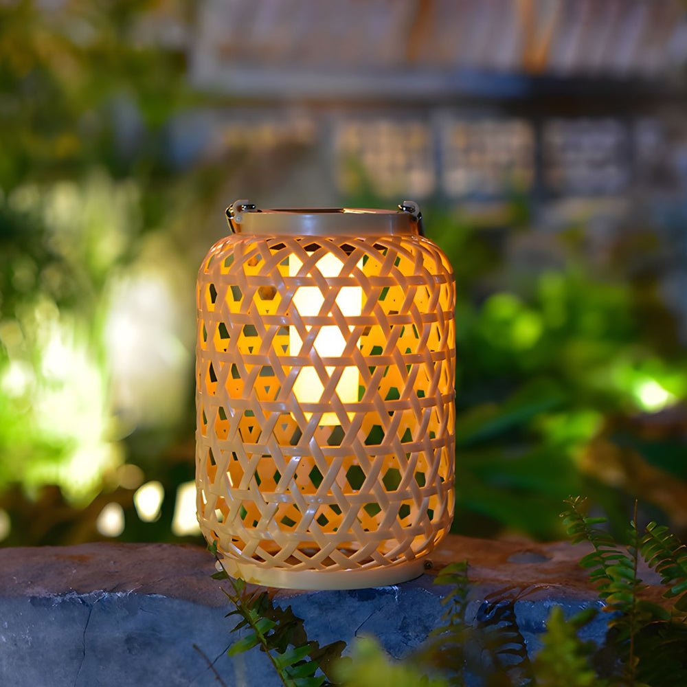 WILLOUGHBY WOVEN SOLAR GARDEN LANTERN"  
2. "HASTINGS RATTAN-STYLE SOLAR HANGING LIGHT"  
3. "FENWICK OUTDOOR LED SOLAR LANTERN"  
4. "BROMLEY TRADITIONAL SOLAR GLOW LANTERN"  
5. "CAVENDISH RATTAN-INFUSED SOLAR LIGHTING"  
6. "TAVISTOCK PORTABLE SOLAR IL