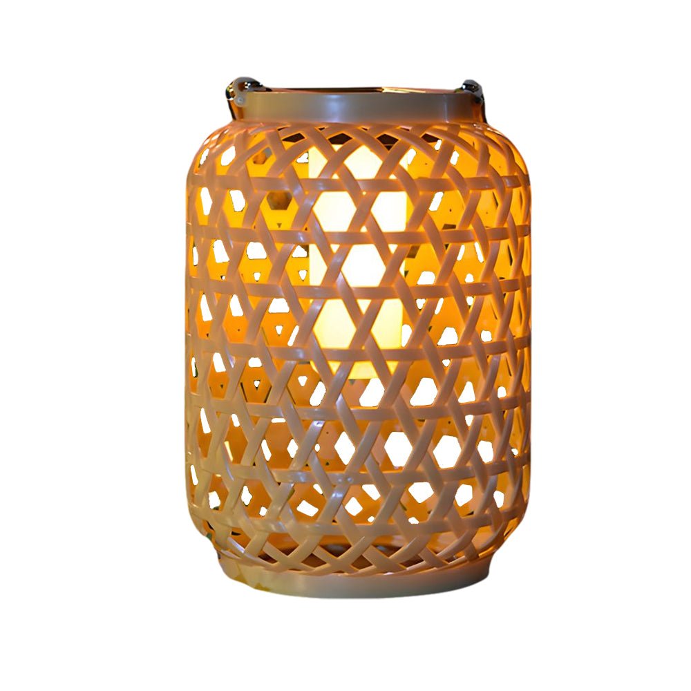 WILLOUGHBY WOVEN SOLAR GARDEN LANTERN"  
2. "HASTINGS RATTAN-STYLE SOLAR HANGING LIGHT"  
3. "FENWICK OUTDOOR LED SOLAR LANTERN"  
4. "BROMLEY TRADITIONAL SOLAR GLOW LANTERN"  
5. "CAVENDISH RATTAN-INFUSED SOLAR LIGHTING"  
6. "TAVISTOCK PORTABLE SOLAR IL