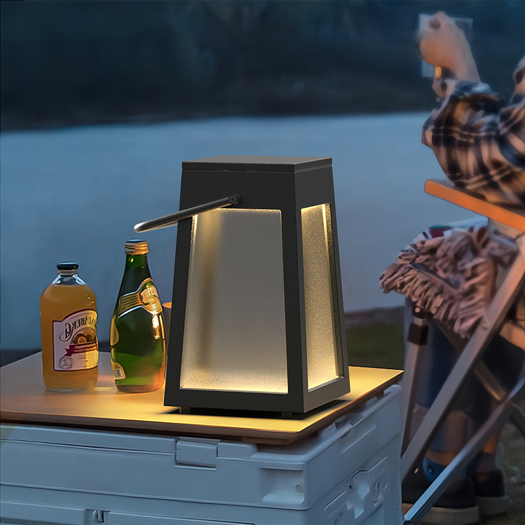 RAVENWOOD NIGHTFALL CAMPING LANTERN - IPX7 WATERPROOF ILLUMINATION