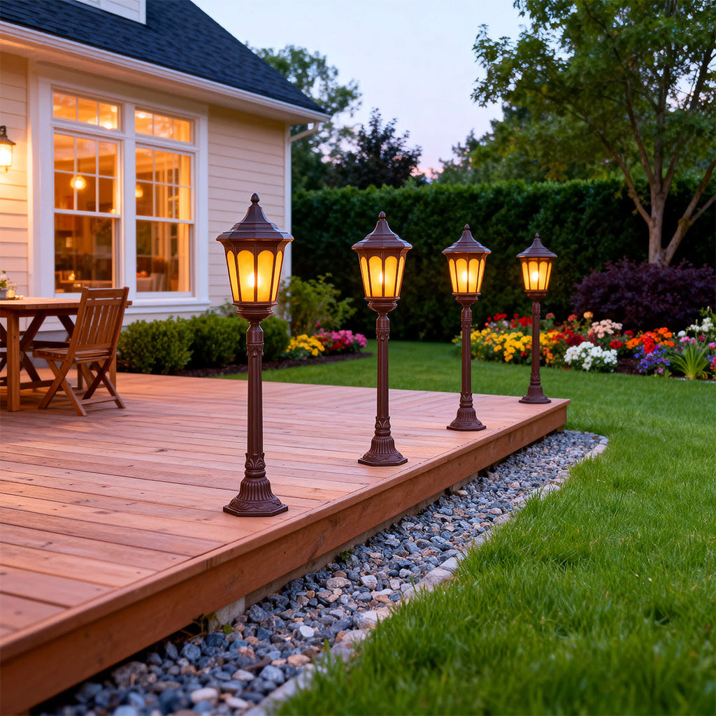 WINDSOR GARDEN PATHWAY LANTERN, WATER-RESISTANT TRADITIONAL LED LANDSCAPE LIGHT