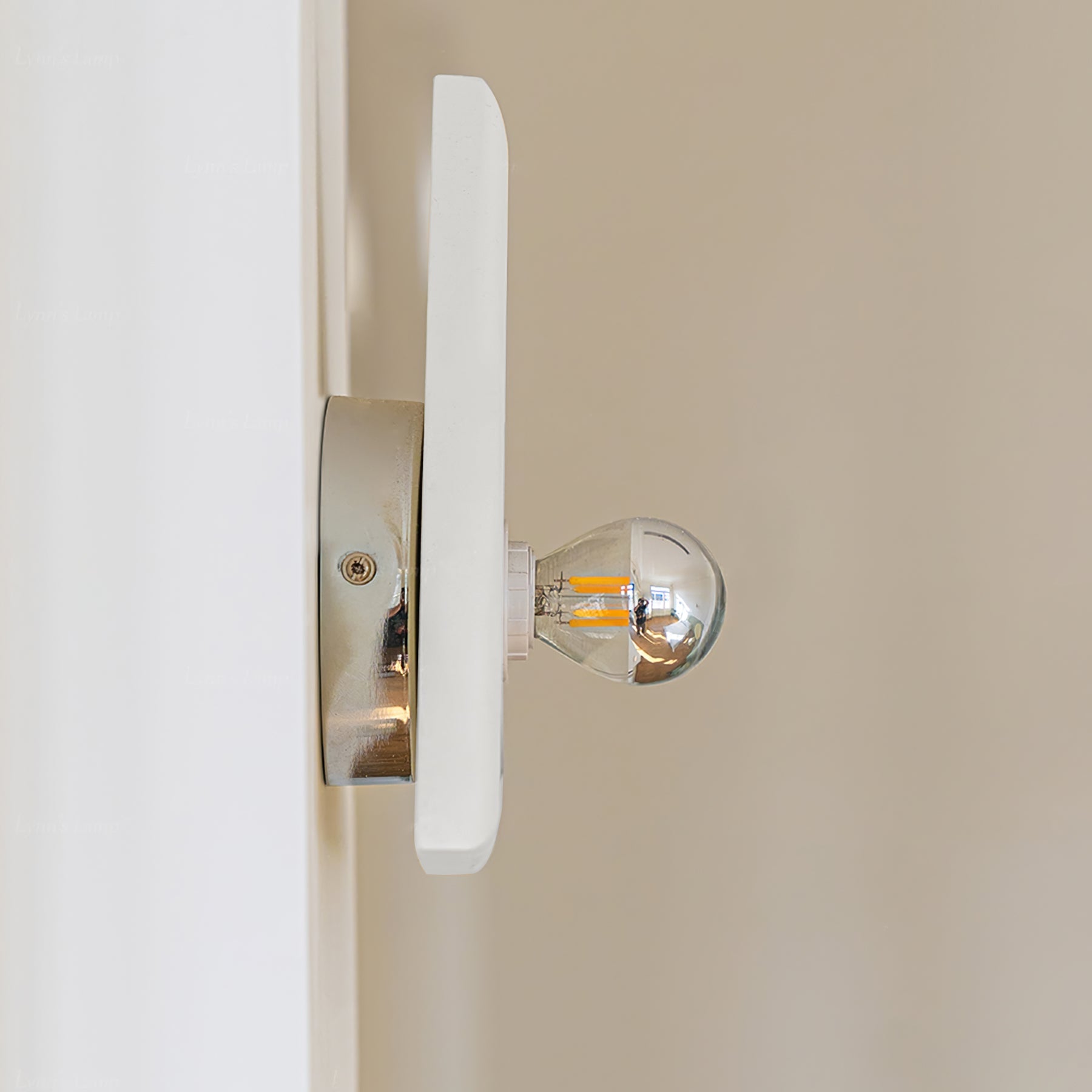 CARLETON TRIAD LUMINAIRE