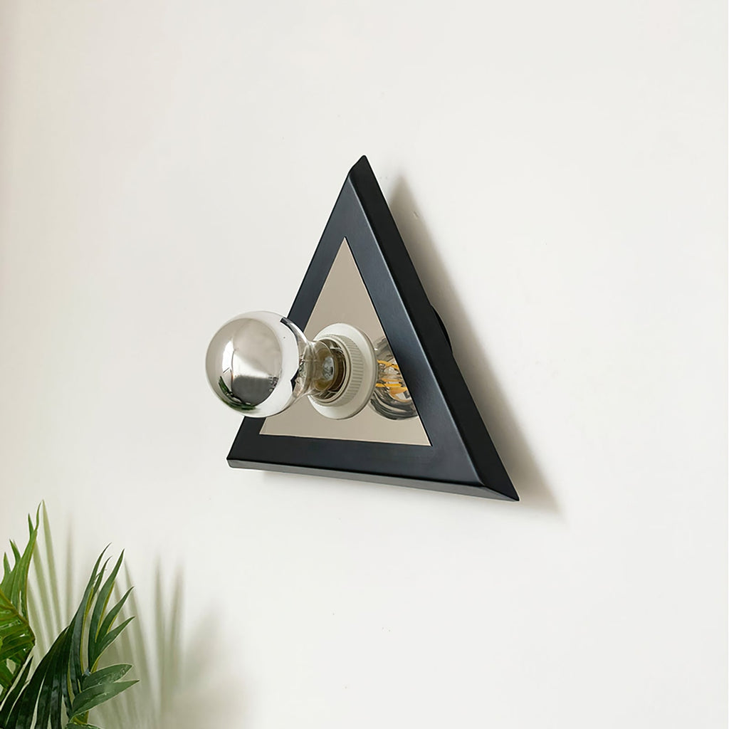 CARLETON TRIAD LUMINAIRE
