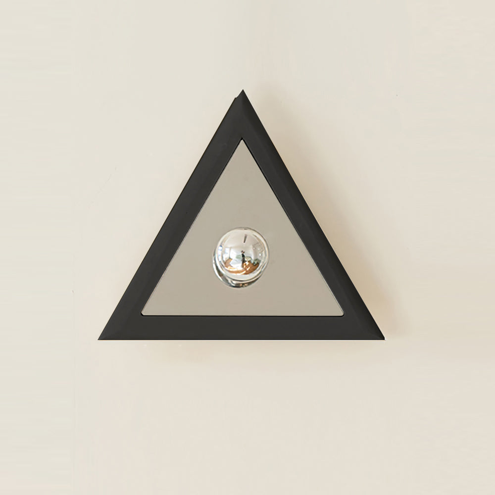 CARLETON TRIAD LUMINAIRE