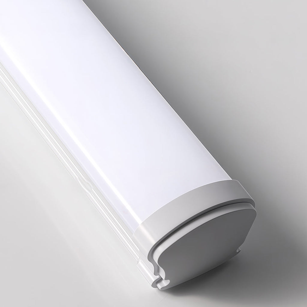 WINDSOR SOLAR-POWERED OUTDOOR WALL LANTERN