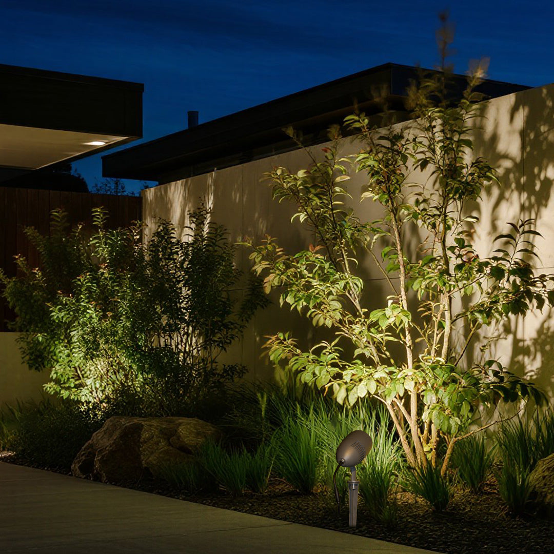 RAVENSCROFT OUTDOOR ILLUMINATION SPOTLIGHT WITH MINIMALIST AESTHETIC