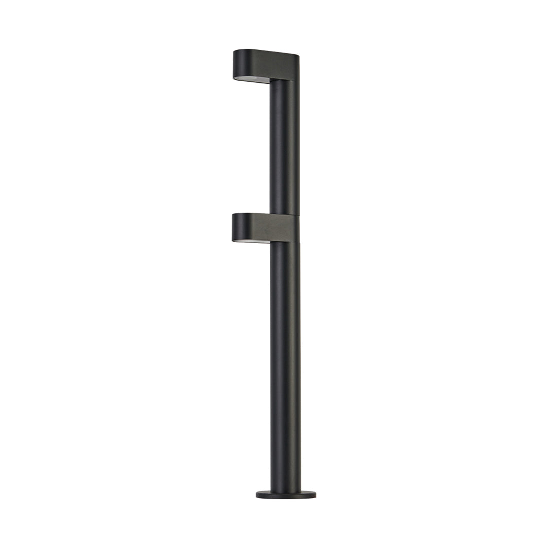 WILLOUGHBY SOLAR GLOW LANDSCAPE LANTERN"  
2. "KENSINGTON WATERPROOF GARDEN BEACON"  
3. "HASTINGS RAINPROOF PATHWAY ILLUMINATOR"  
4. "CAVENDISH OUTDOOR LUMEN PILLAR LIGHT"  
5. "BATHFORD LED LANDSCAPE GUIDING LIGHT"  
6. "WINSLOW RUSTIC OUTDOOR PATH LIG