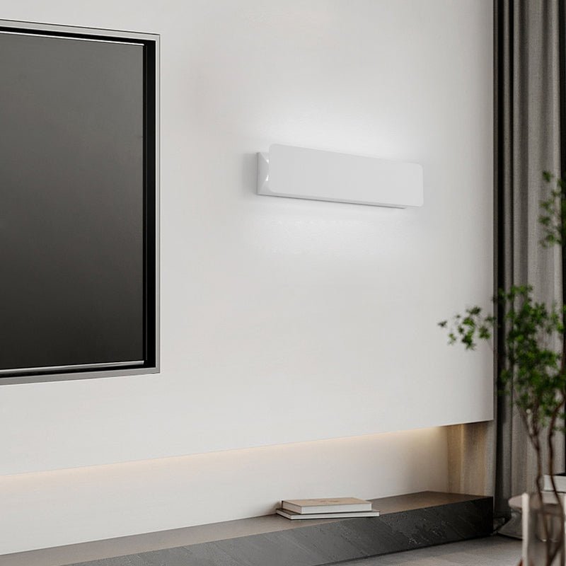 WINDSOR RECTILINEAR LED WALL SCONCE