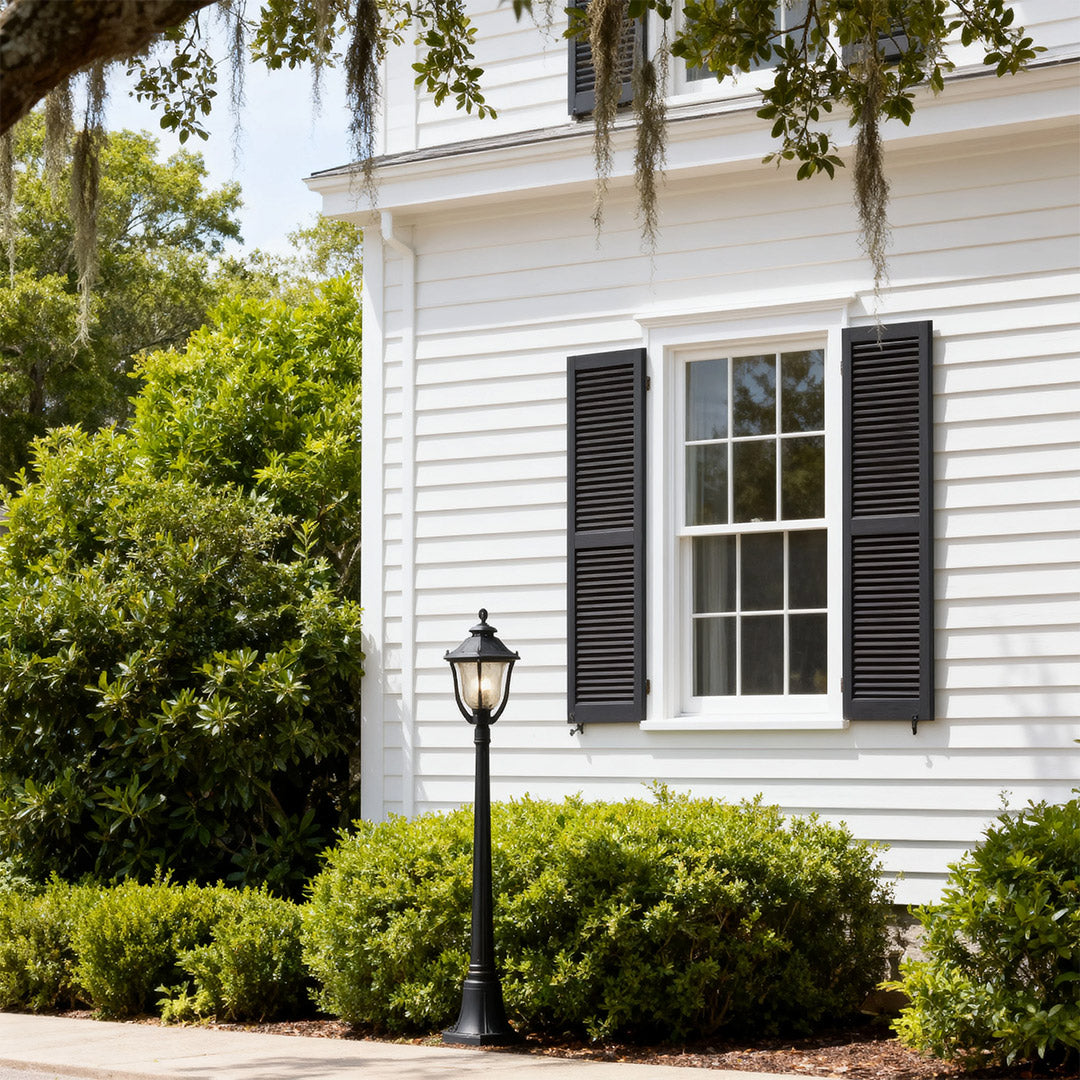 WHITBY ALUMINUM GARDEN BOLLARD WITH GLASS LANTERN SHADE