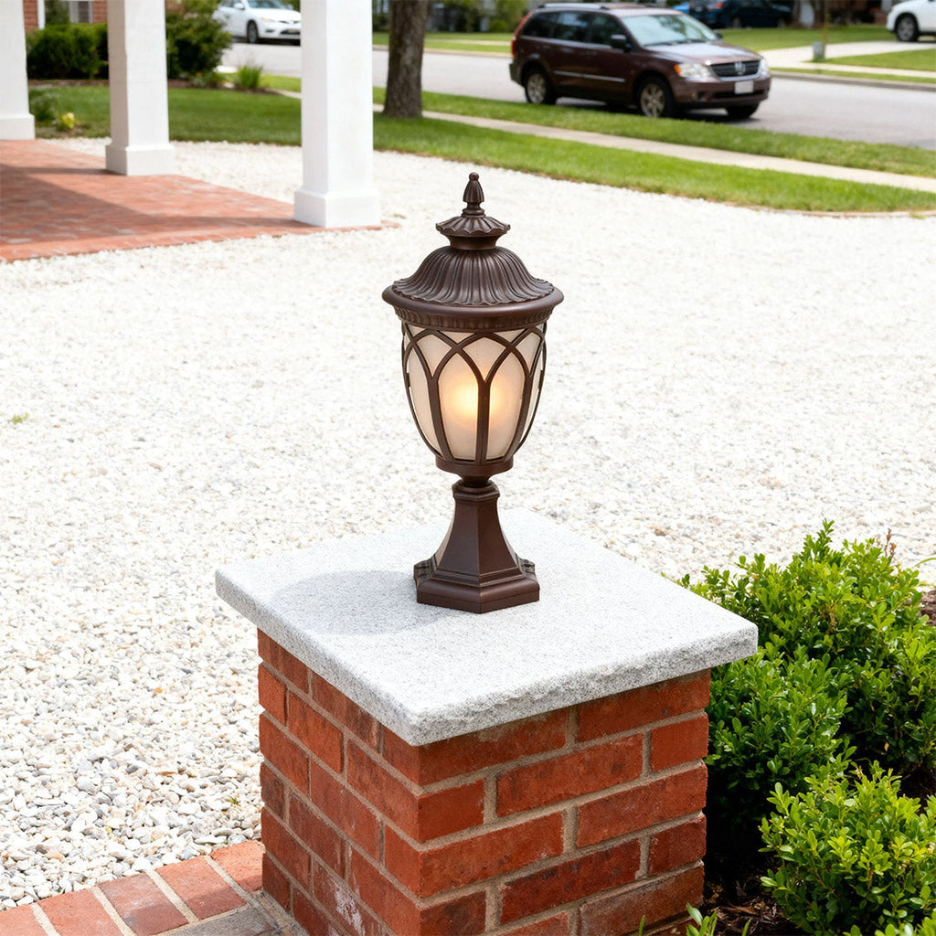 WINDSOR GARDEN COLUMNS WEATHERPROOF LIGHTING SCULPTURE
