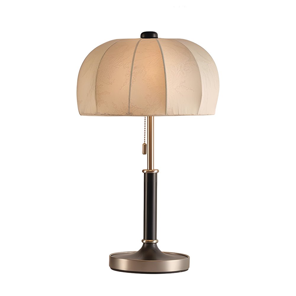 RAVENHALL VINTAGE BRASS PULL CHAIN TABLE LAMP
