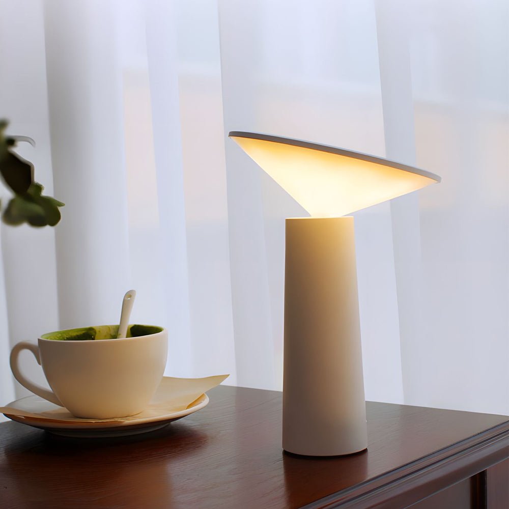 WINDSOR ROTARY LED ILLUMINATION TABLE LANTERN WITH USB POWER
